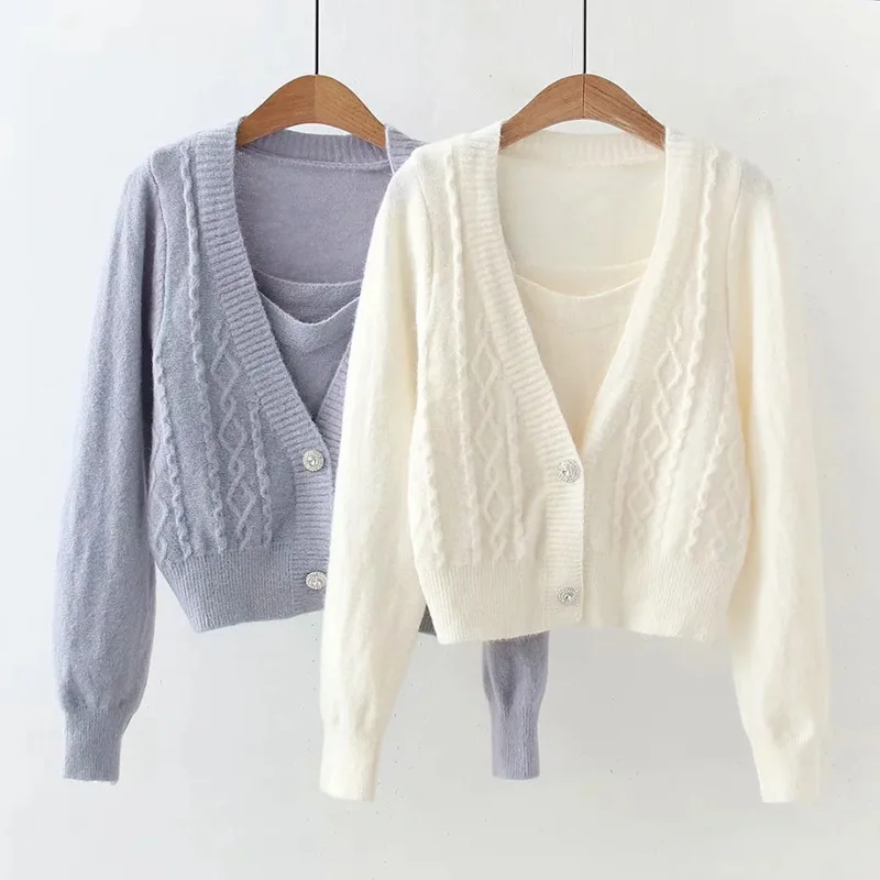 

2021 Women's Suit Autumn Fashion Temperament Knitted Cardigan and Fashion Sweater Vest Short Two-piece Set Women