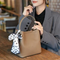 genuine cow leather womens bag lady commuter handbag 2021 fashion tote luxury designer shoulder bags versatile solid bucket