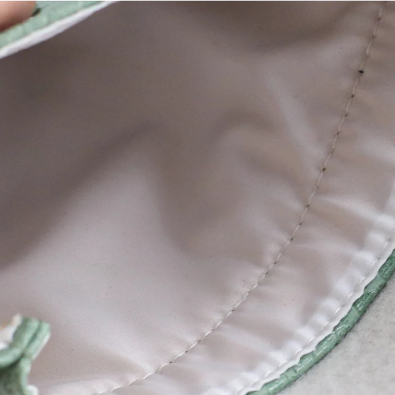 

Fashion Serpentine Women's Coin Purse 2021New Buckle PU Leather Wallet Student Travel Earphone Storage Bag Sanitary Napkin Bag