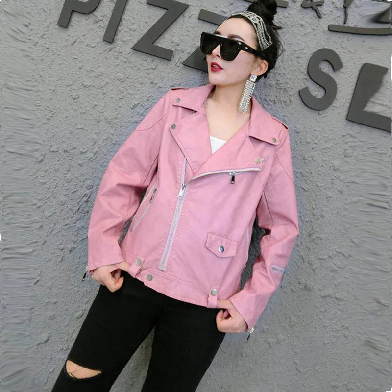 

Черная и розовая куртка из искусственной кожи для мотоциклистов