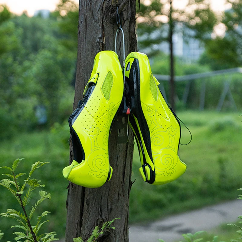 Wall Mounted Shoe Storage Bike Shoe Lock Wall Hanging Display Multi-Function Hook For Home Shop