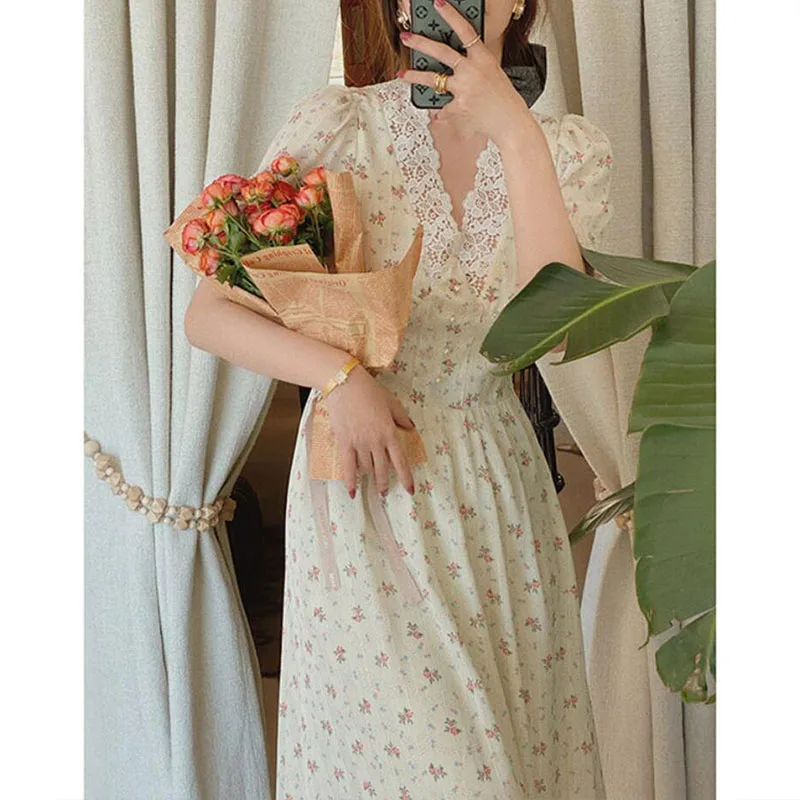 

NONSAR French Retro Style Manor Lace V-Neck Silver Silk Thread Waist Thin Small Floral Mid-Length Dress Summer