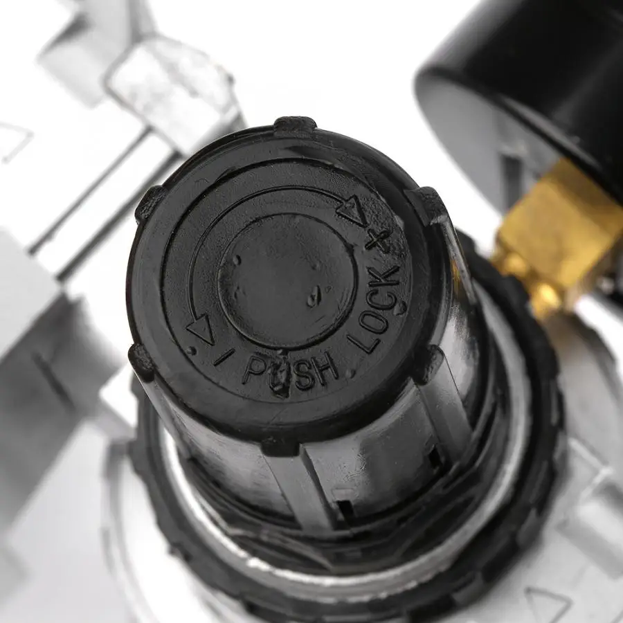 Устройство для обслуживания сжатого воздуха водоотделитель маслоотделитель