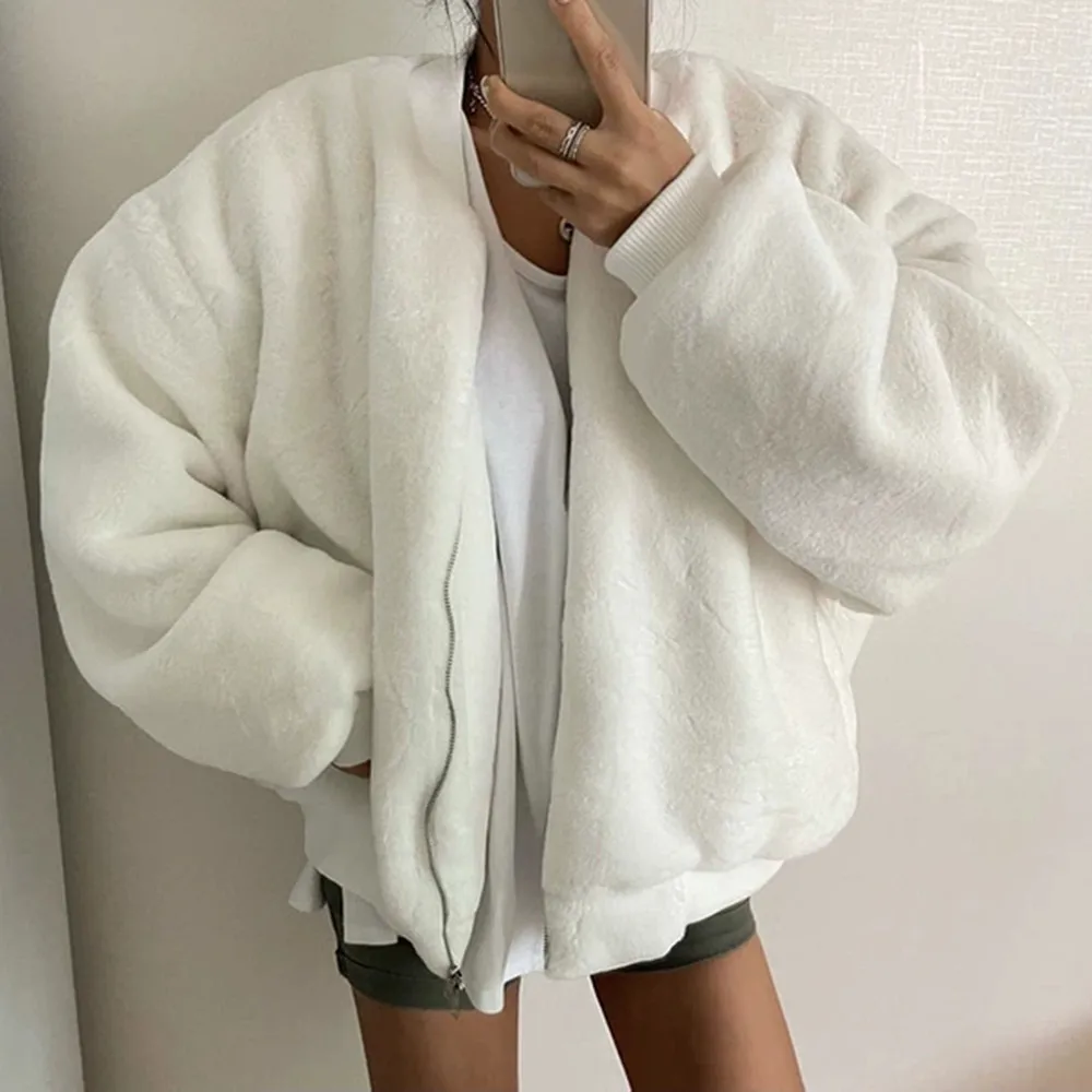 

Женская Стеганая куртка на молнии, однотонная теплая свободная повседневная куртка с круглым вырезом и длинными рукавами, с хлопковой подк...