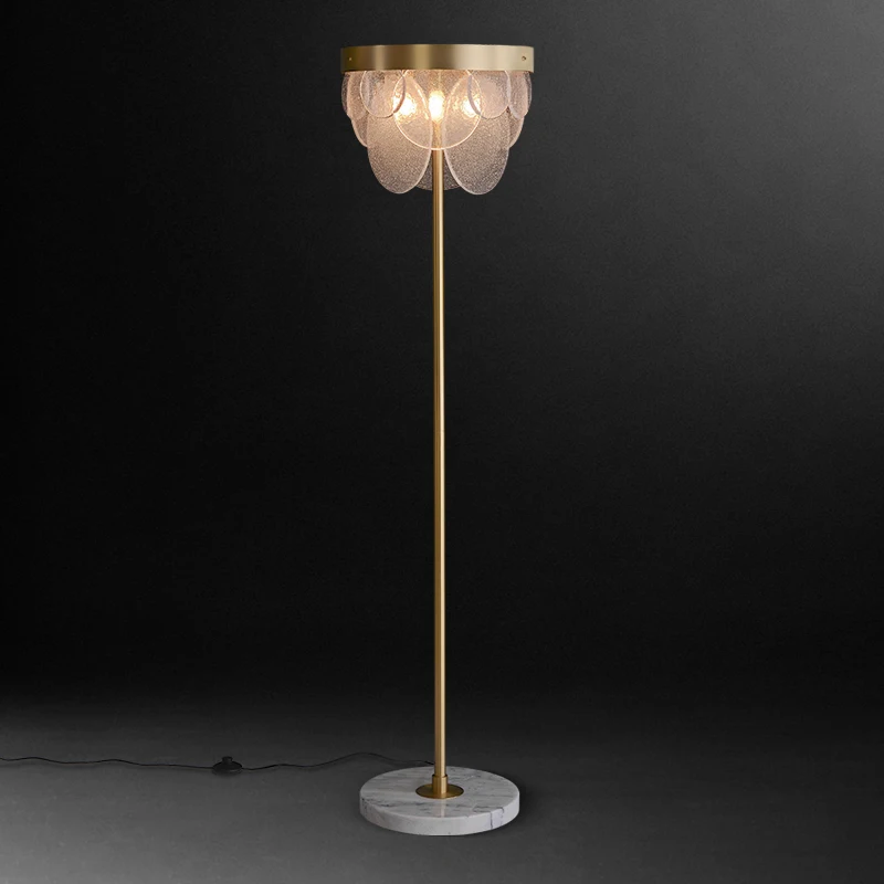 Минималистичная латунная Напольная Лампа в стиле пост-модерн художественная