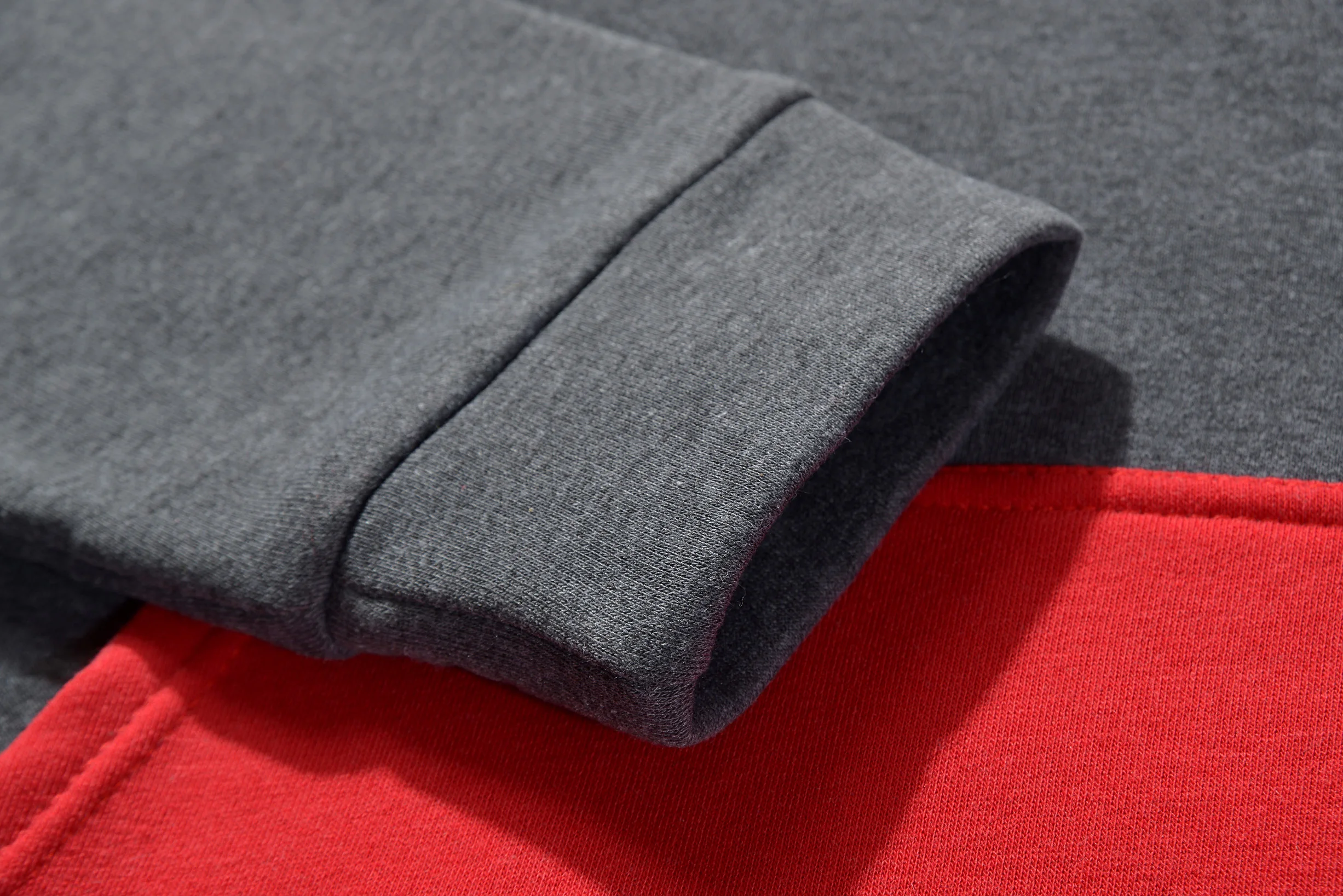 

Color Matching Red+Black Hoodies Men Color Long Sleeves Hoody + Pants Sweatshirts Mens Streetwear Hooded For Men Outfit S-3XL