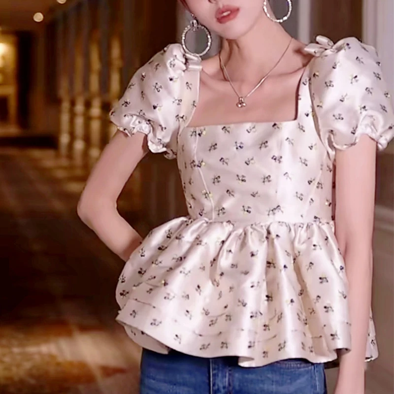 

TWOTWINSTYLE Sweet Style Shirts For Women Square Collar Puff Short Sleeve Print Hit Color Ruched Blouses Female 2021 Clothes New