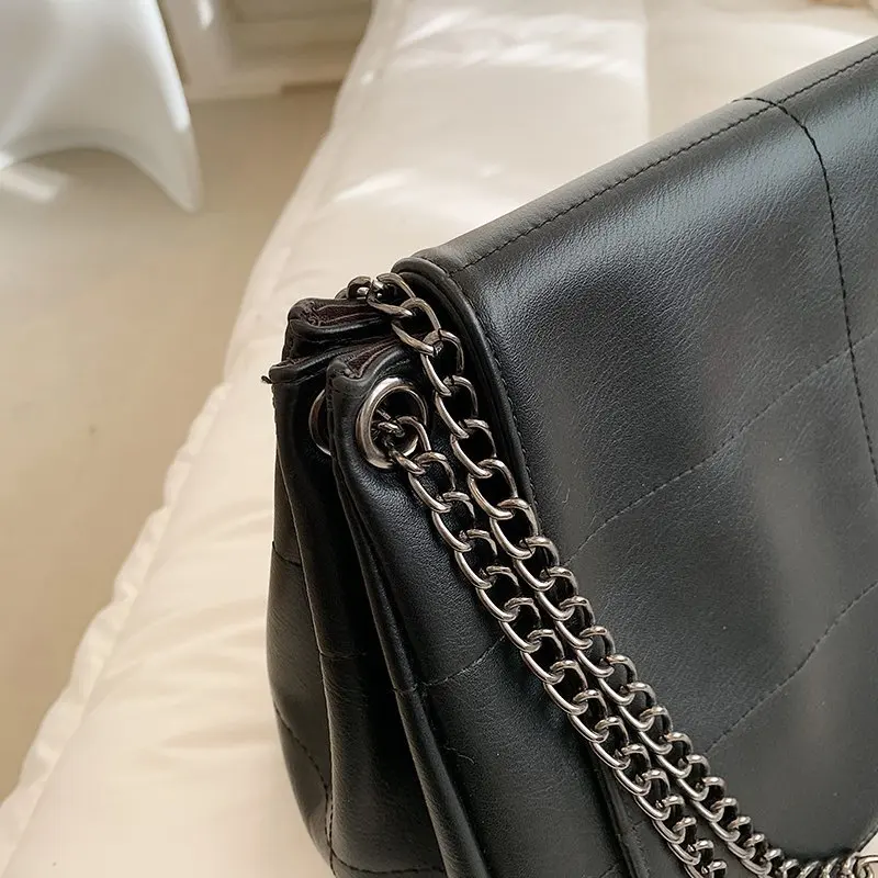 

Summer bag female large capacity 2021 new fashion network red college students commuting bag Single Shoulder Tote Bag