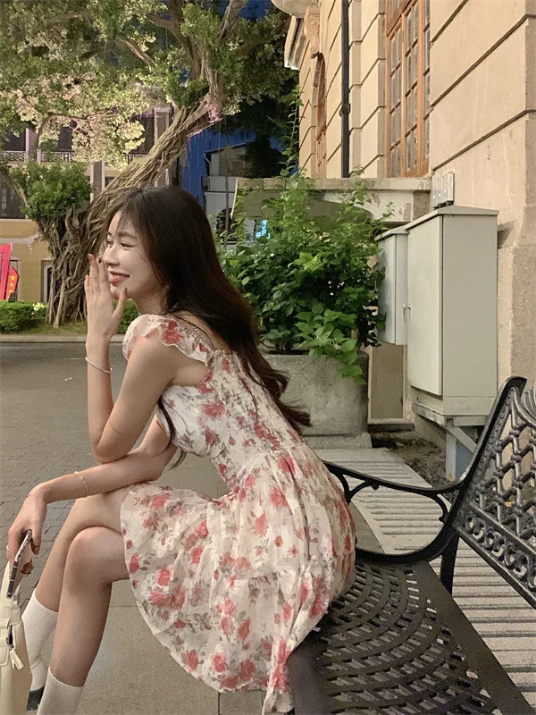 Платье с цветочным принтом | Женская одежда