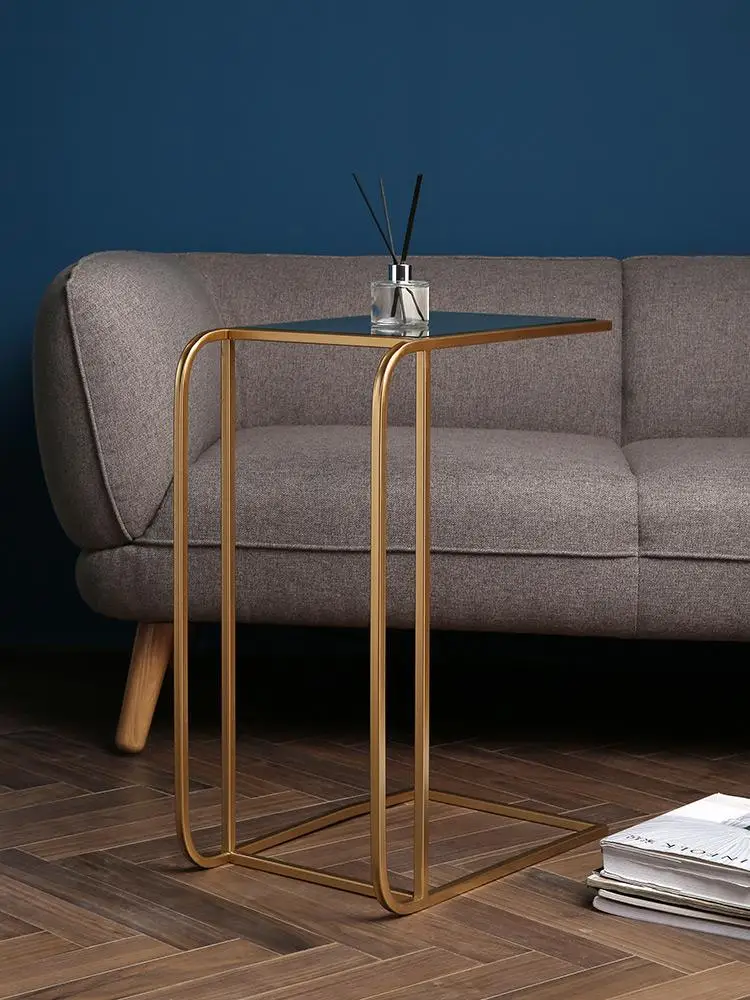 Боковой столик в скандинавском стиле для маленькой квартиры современный простой