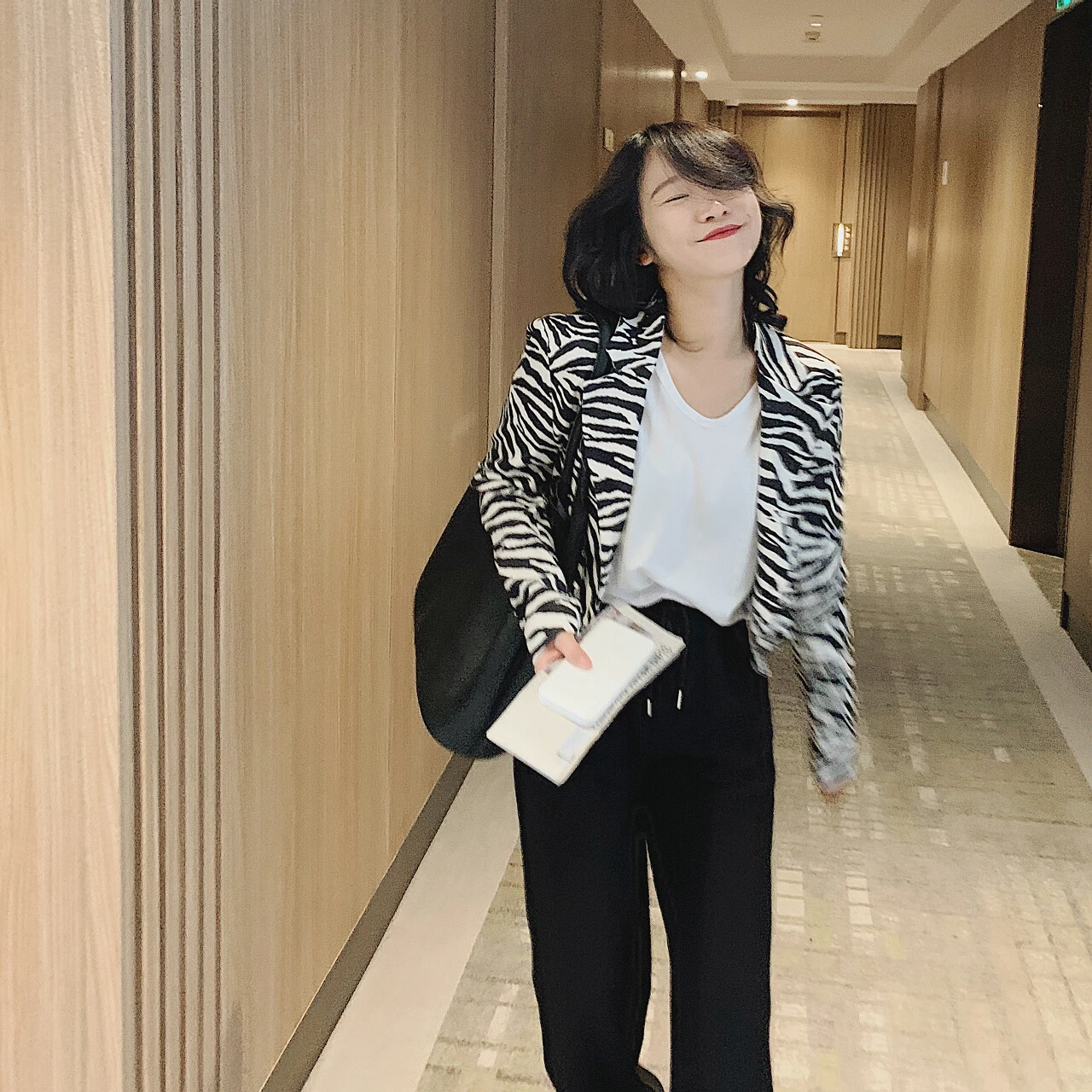 

2021 Women's Spring Autumn White Plaid Zebra Animal Printed Jacket Blazer Dress Suit Za Woman Coat Clothing Office Top Elegant