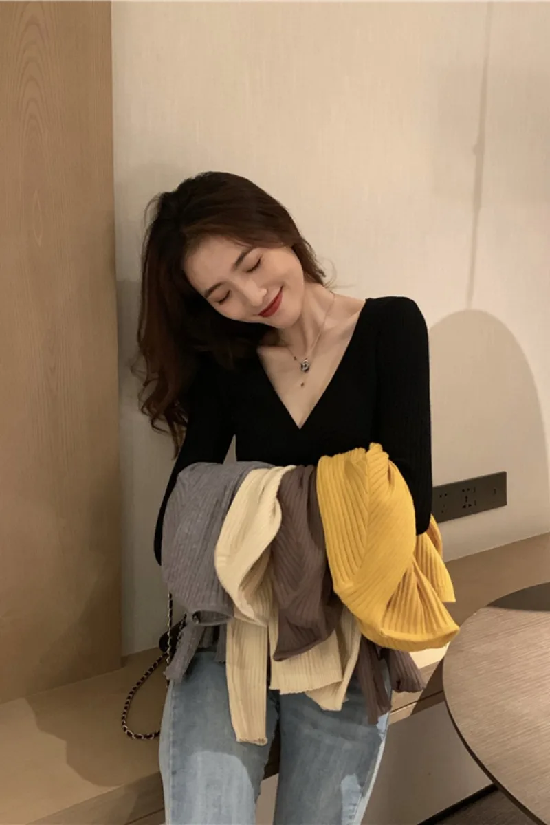 

Knitwear Women's Long Sleeve V-neck Slim Fit Solid Color All-around Pullover Sexy Version Sweater For Younth And Girls