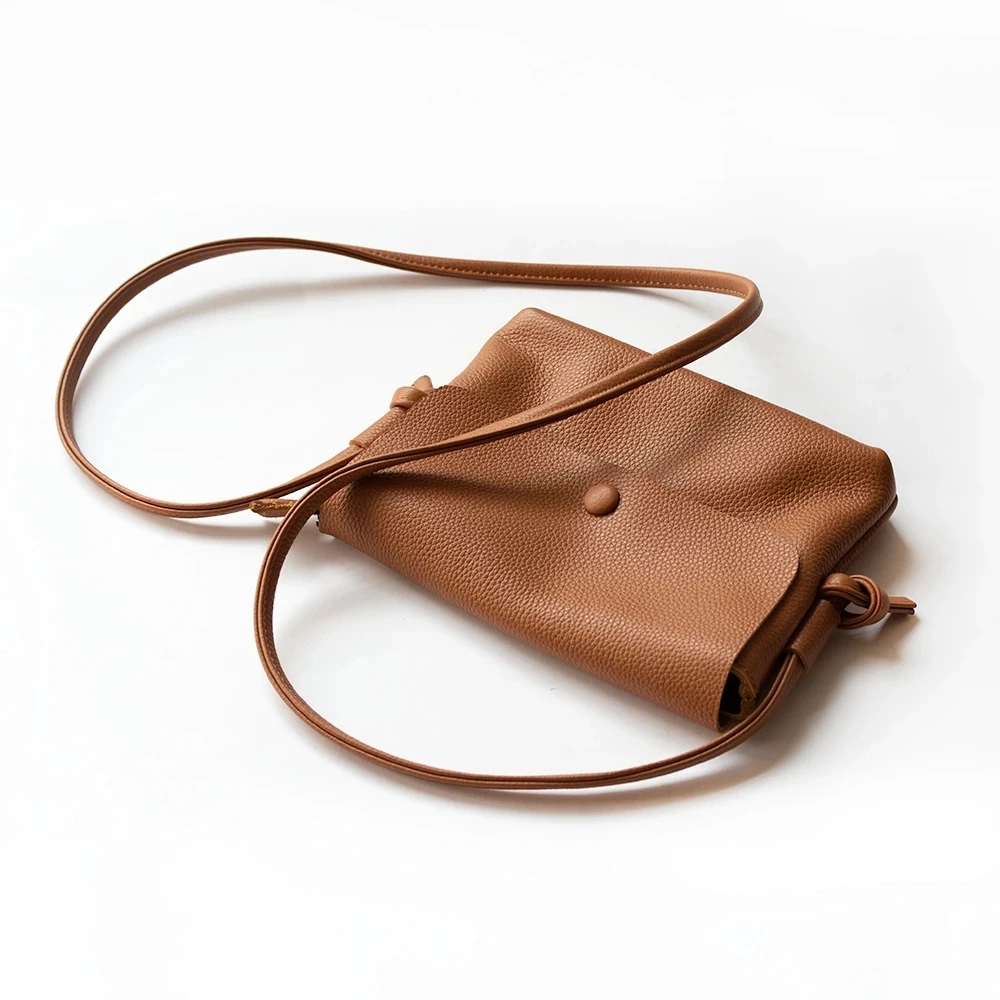 

2022 мягкая кожаная маленькая сумка-тоут, модная сумочка, дамская сумочка, дизайнерская сумка на плечо, Высококачественная дамская сумка-месс...