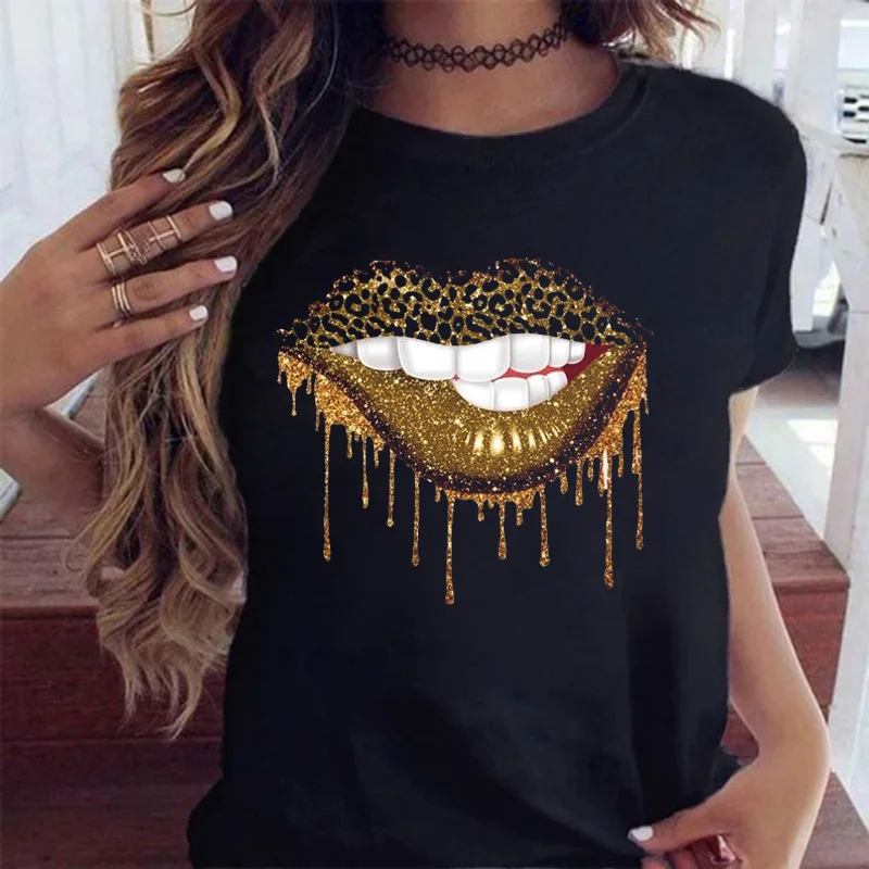 

Женская футболка, модная футболка с принтом леопардовых губ, повседневная женская футболка с коротким рукавом, эстетичная черная женская ф...