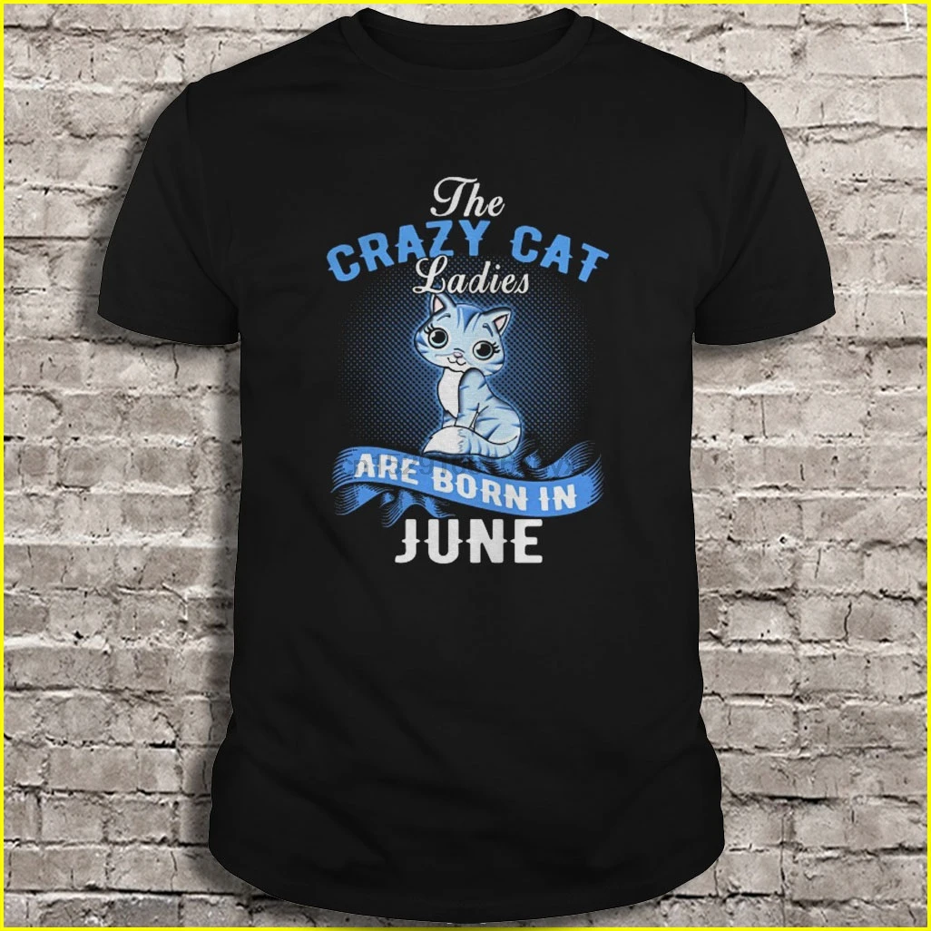 Мужская футболка с сумасшедшим котом женская надписью born in June| |
