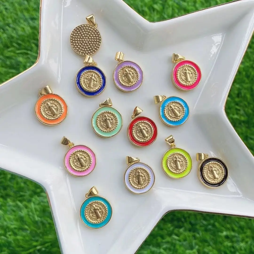 Подвески с эмалированным покрытием изображением девы Марии из золота 2021 пробы