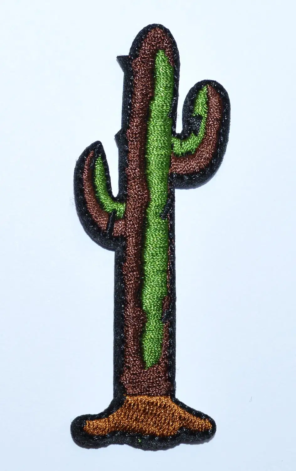 

1x Cactus - Desert - Southwestern Embroidered Iron On Applique Patch ~ cartoon Motif Applique (≈ 3 * 8.5 cm)
