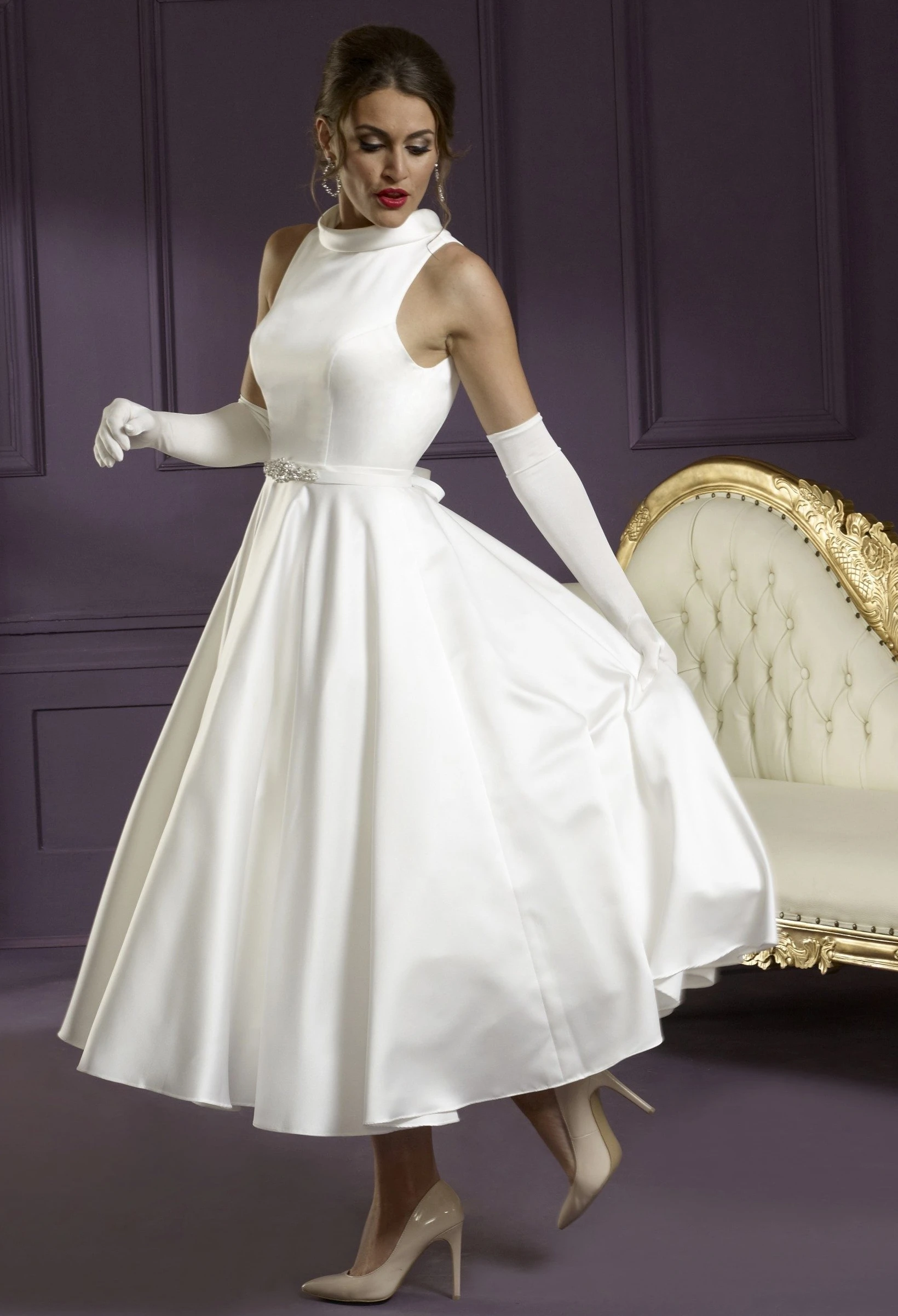 Атласное платье трапециевидной формы Чай Длина Короткие свадебные платья без