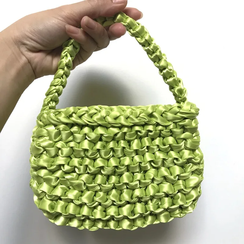 grass green Мини флуоресцентная сумка для отдыха на море, атласная шелковая веревка, Сумка с узлом, женская модная тканая сумка, новинка, корейские маленькие Ретро кошельки - Цвет: grass green