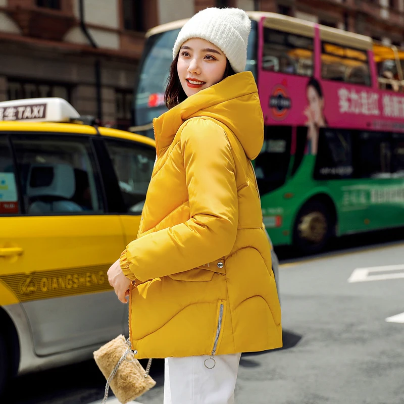 Женский пуховик с капюшоном короткий Стильный однотонный Зимний женская теплая