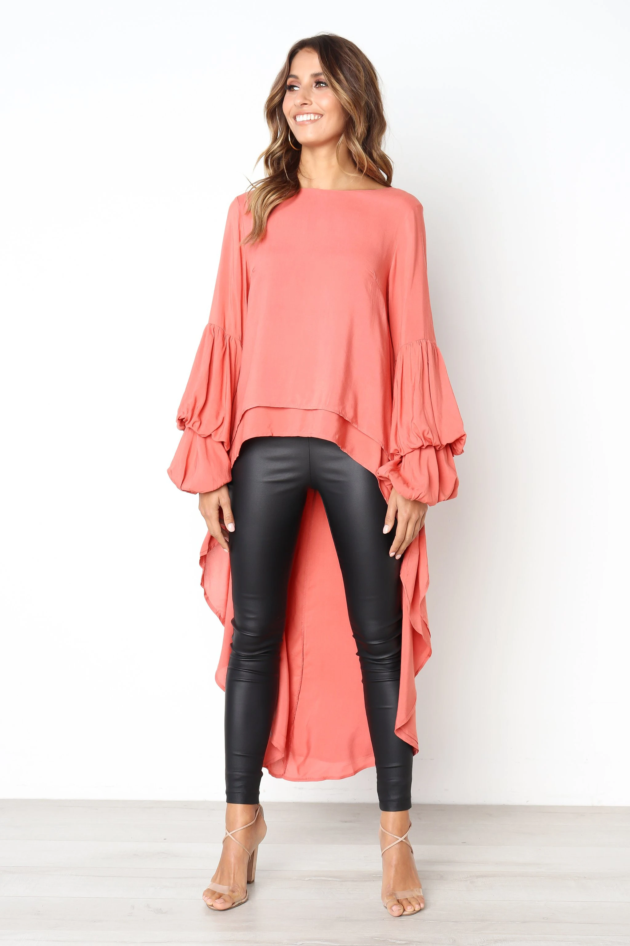 Для женщин Фонари рукав короткое спереди длинное сзади топ с высоким воротом