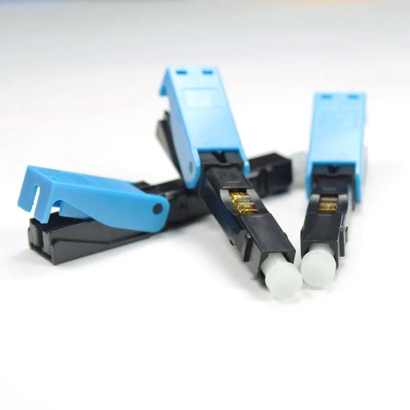

100PCS Quick Connector 0.3dB 0.5dB FTTH SC UPC Optical fiber covered wire SC UPC FTTH Fiber Optic Fast Connector SC Connector