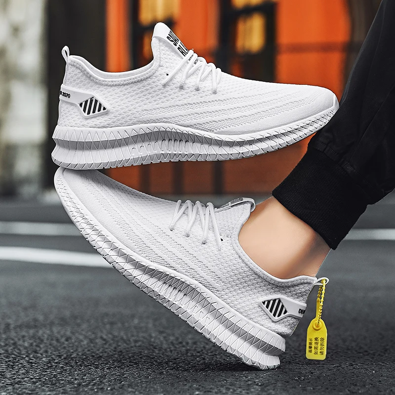 

Men Sneakers Shoes Breathable Ultra Light Sports Running Shoes Male Black White Soft Athletic Shoes Big Size 46 Outdoor Footwear