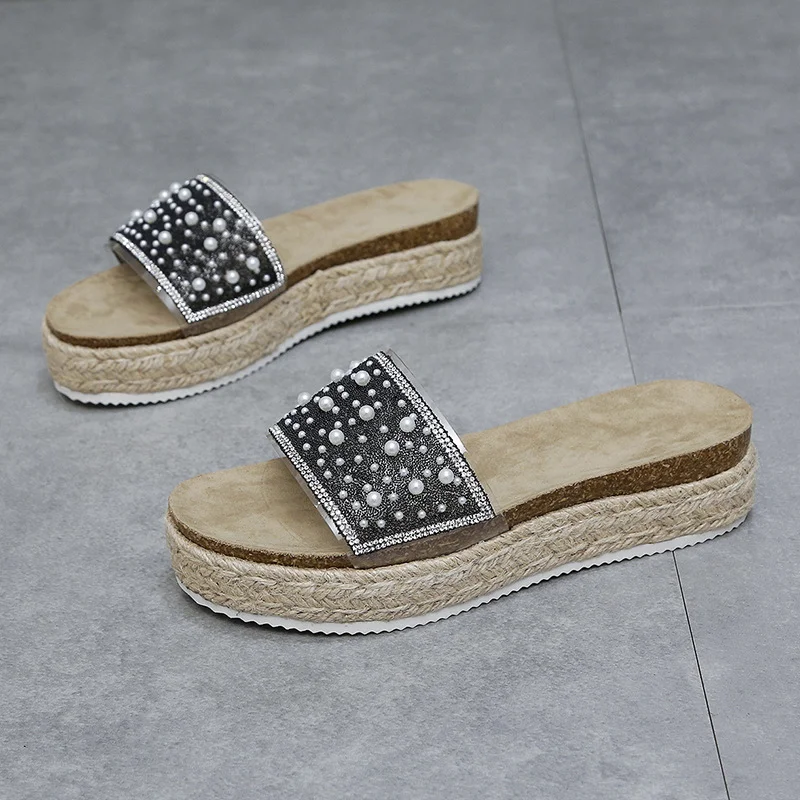 

Summer Bling Slippers Flip Flops Women Open Toe Sandals Ladies Casual Slides Crystal Flat Platform Slippers Sandalias Mujer 2021