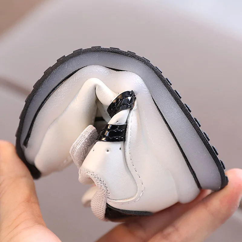 Детские светящиеся кроссовки для мальчиков дышащая Спортивная обувь тенниса