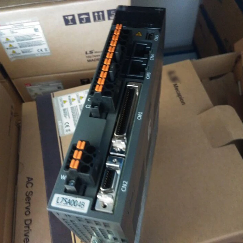 

Новый оригинальный Сервопривод переменного тока L7SA004B L7-SA004B