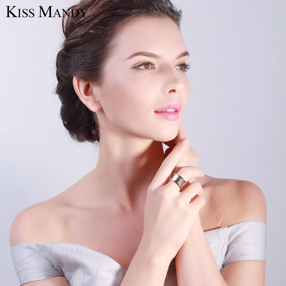 Женское кольцо из полированной титановой стали KISS MANDY Золотое на палец винтажные