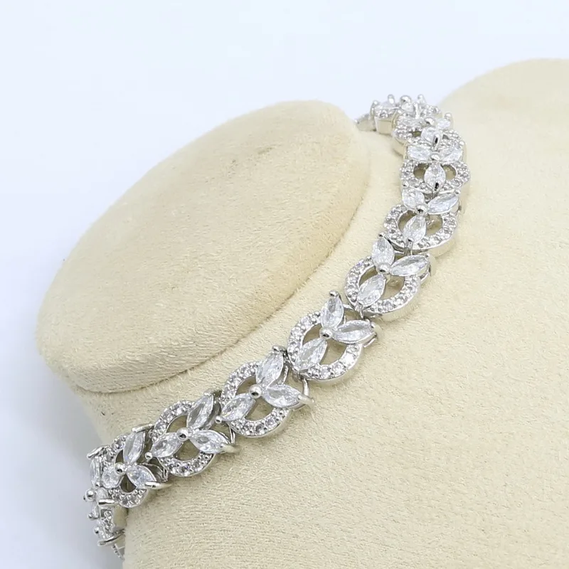 Серьги подвески с белым жемчугом|Ювелирные наборы для невесты| |