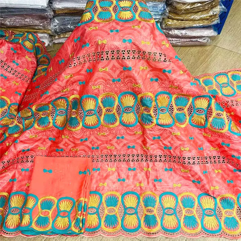

High Quality Eyelet Cotton Bazin Riche Dress Fabric 2022 Embroidered Stones Plus 2 Yards Dubai Swiss Voile Basin Sets BL463