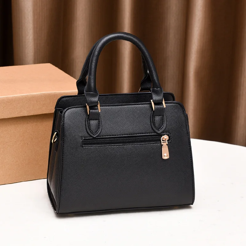 Хит продаж новейшая женская сумка 2021 маленькая квадратная для рук женские сумки