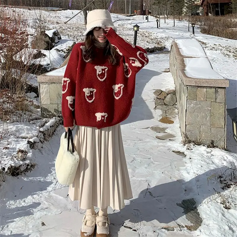 

Cow Cartoon Knitted Sweater Korean Style Red Fashion Women Streetwear Autumn 2021 Casual Plus Size Loose Womens Jumper Sweaters