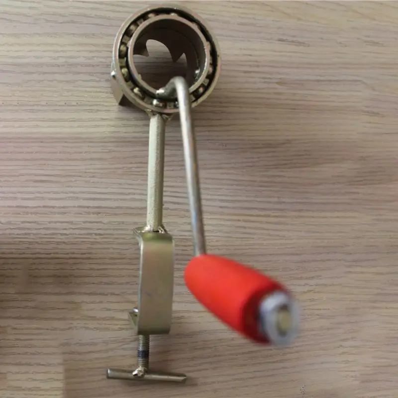 

Creative Mini Hand Dry Corn Peeler Thresher Machine Kitchen Sheller Stripper Tool Anti Slip Cooking Gadgets