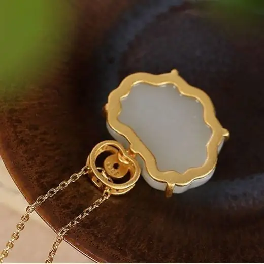 

2021 hot new style Original Natural Hetian Jade White Jade Graceful Personality High Simple File Women's Sweater Chain Pendant