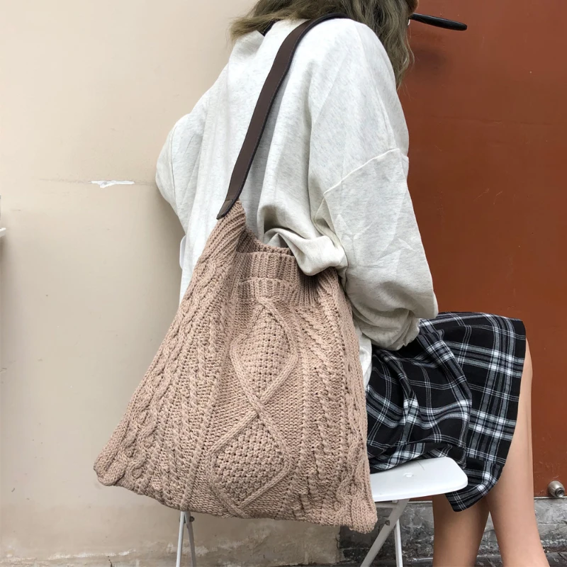 

2020 Winter Women Bags Handbags Korean Style Ladies Shoulder Bag Thick Woolen Yarn Knitting Youth Middle Bag Whole Sale