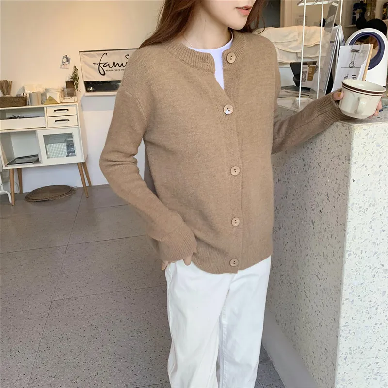 

Spring and autumn 2020 new loose round neck short wear long sleeve purple knitted cardigan sweater for women
