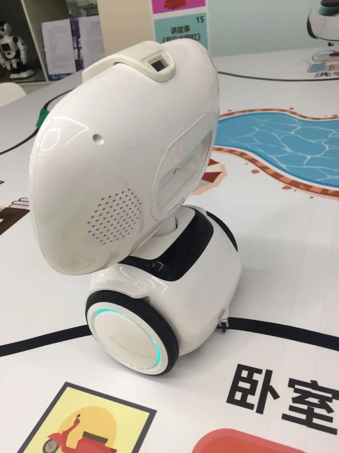 Умный робот компаньон для всей семьи обучающий раннего образования голосового