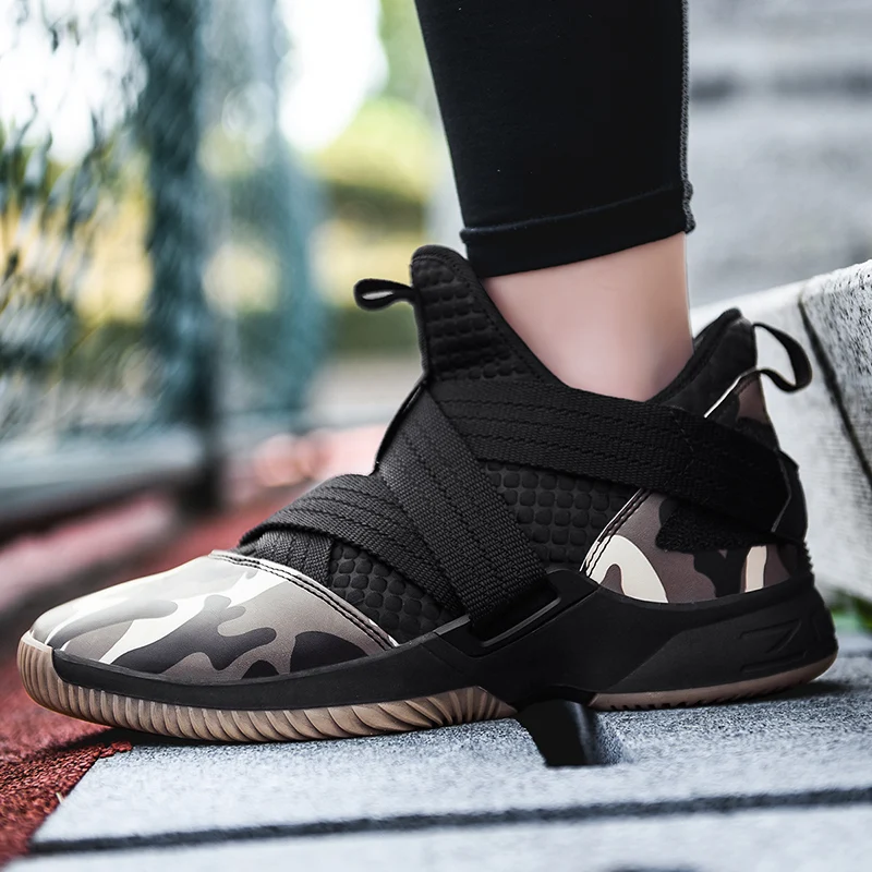

men sapatos fashion 39 hot summer 2020 Sneakers mesh spring slip man sports black causal sneakers leather white shoe sale Light