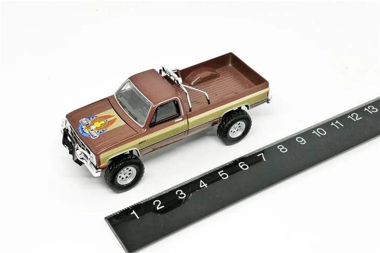 Масштаб 1:64 литье под давлением сплав 1982 K2500 трюки Охотник мини-грузовик оптом