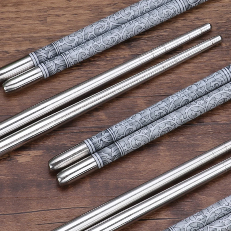 New 1 Pair Stainless Steel Chopsticks Length White Flower Patters Food Sticks Portable Reusable 23 cm Tableware | Дом и сад