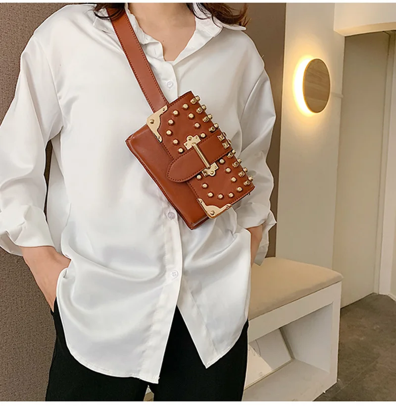 

Модные роскошные женские поясные сумки в стиле панк, заклепки на ремне, поясные сумочки из искусственной кожи, клатчи для телефона, нагрудны...