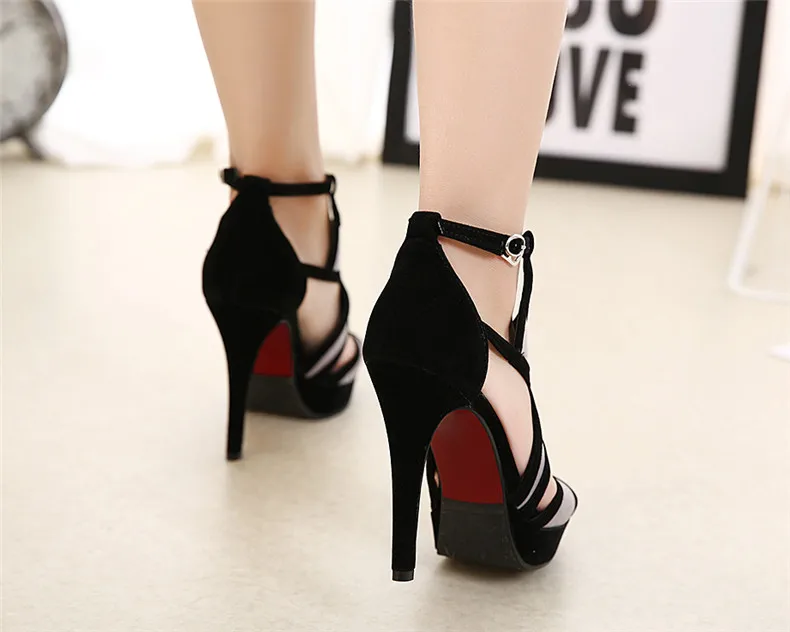 Туфли-гладиаторы на высоком каблуке с перекрестными ремешками и открытым носком; обувь на платформе и каблуке; Летние босоножки; женская обувь; большие размеры 41, 42
