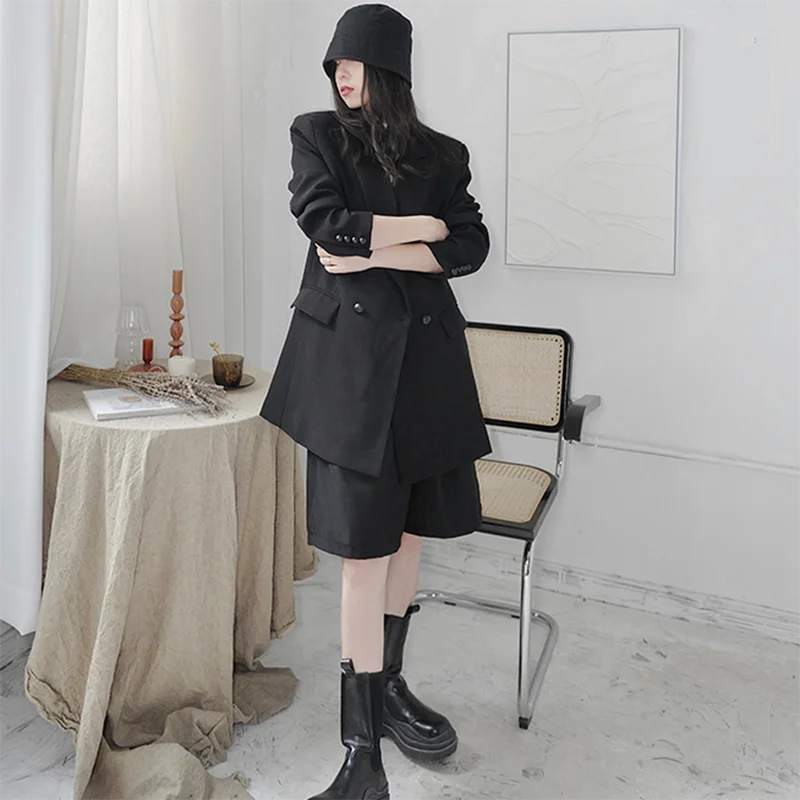 

LANMREM Women's Suit Coat Button Lady Causal 2021 Spring Autumn Outerwear Black White Double Breasted Loose Top 2A3425