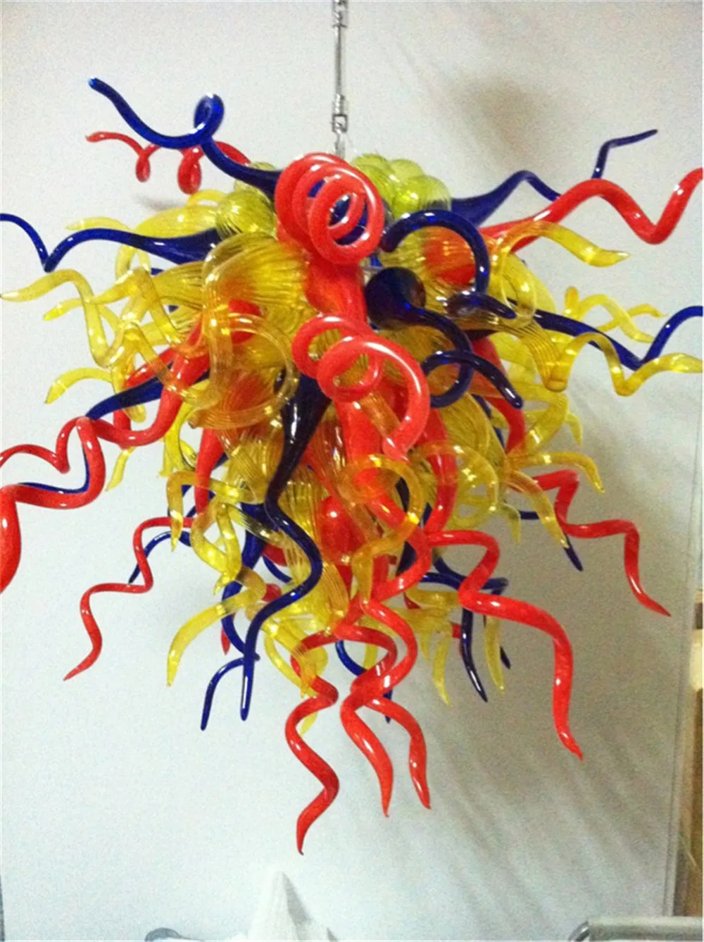 Разноцветная хрустальная люстра ручной работы маленькая и недорогая