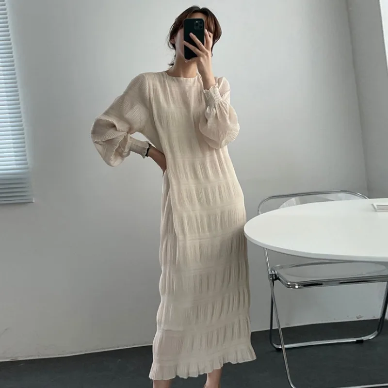 

Light Luxury Design Pleated Long-Sleeved Chiffon Dress for Women 2021 New Spring and Summer Gentle Temperament Long Dress
