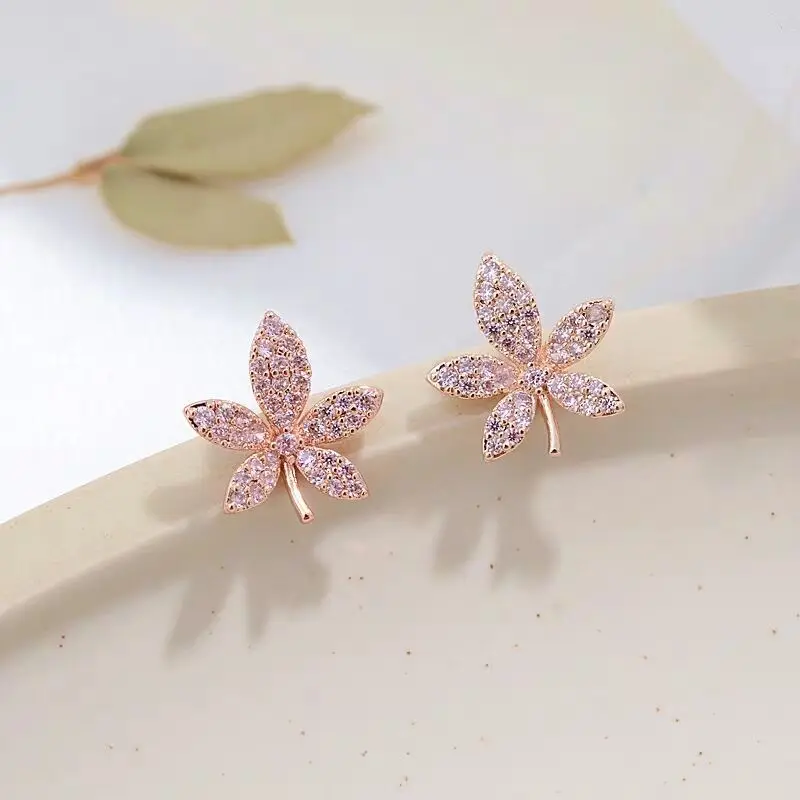 

Wjbyrzi Geometric Metal Women Trendy Stud Earrings Leaf Earrings Female Korean Earrings New Fashion Simple Small Jewelry