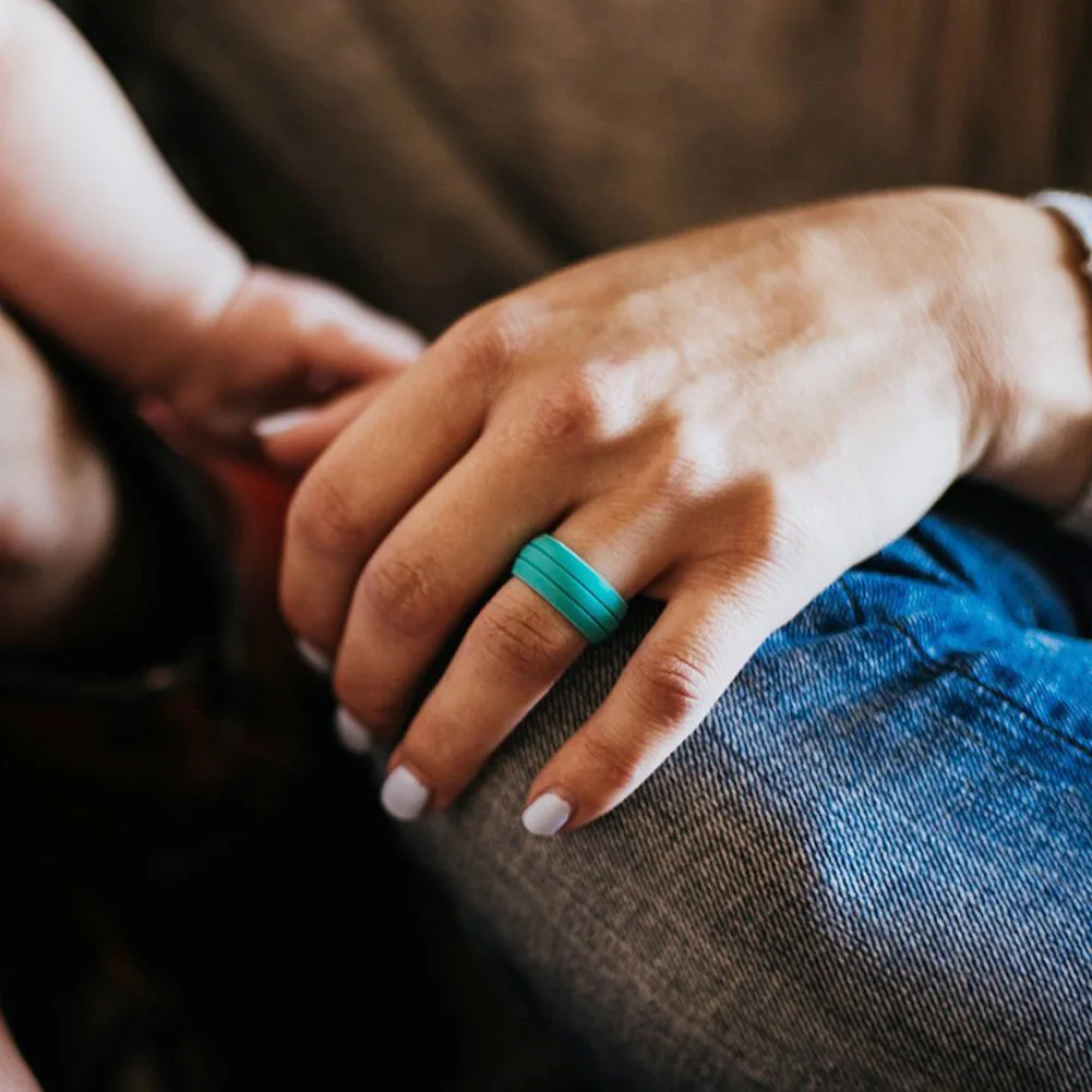 Простое кольцо из силикагеля для мужчин и женщин обручальное черное мягкое